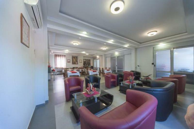 Hotel Piramida Подгорица Экстерьер фото
