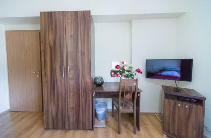 Hotel Piramida Подгорица Экстерьер фото